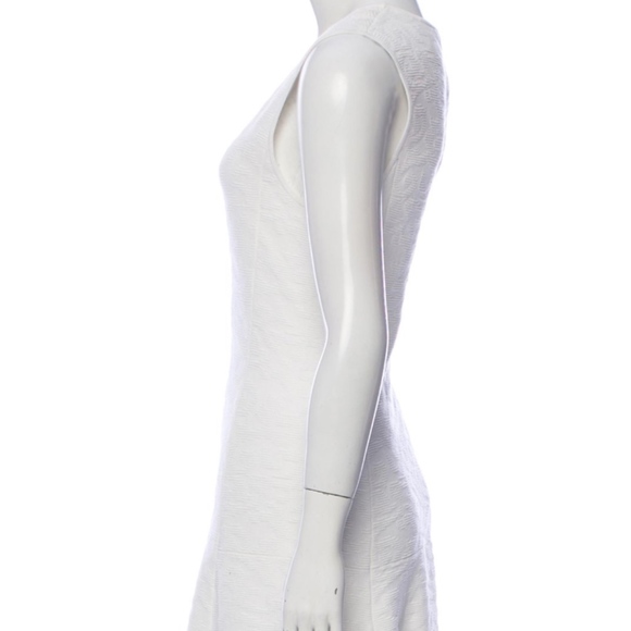 🚫SOLD🚫 Theory White Jacquard Sleeveless Flared Dress NWT - Picture 3 of 7